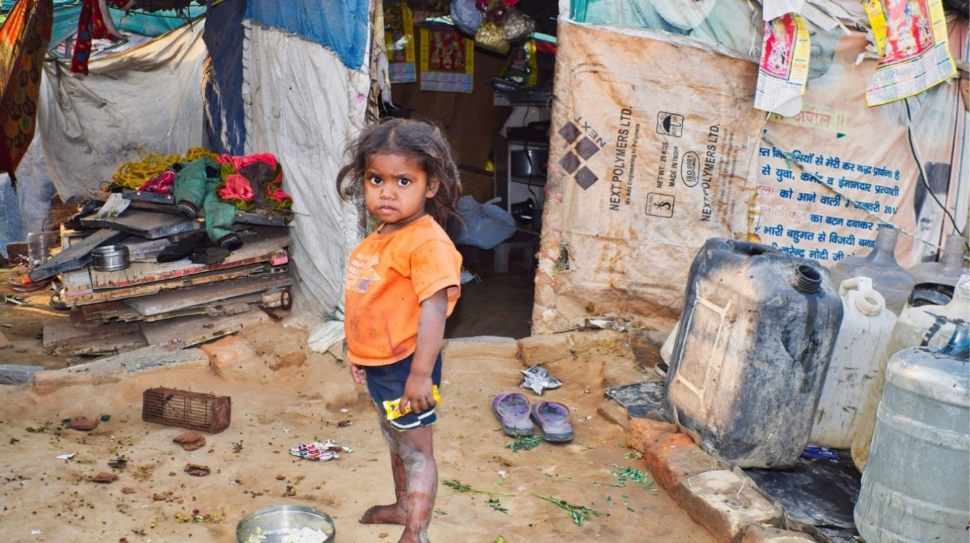 people-3089621_1920@2x-1406x787